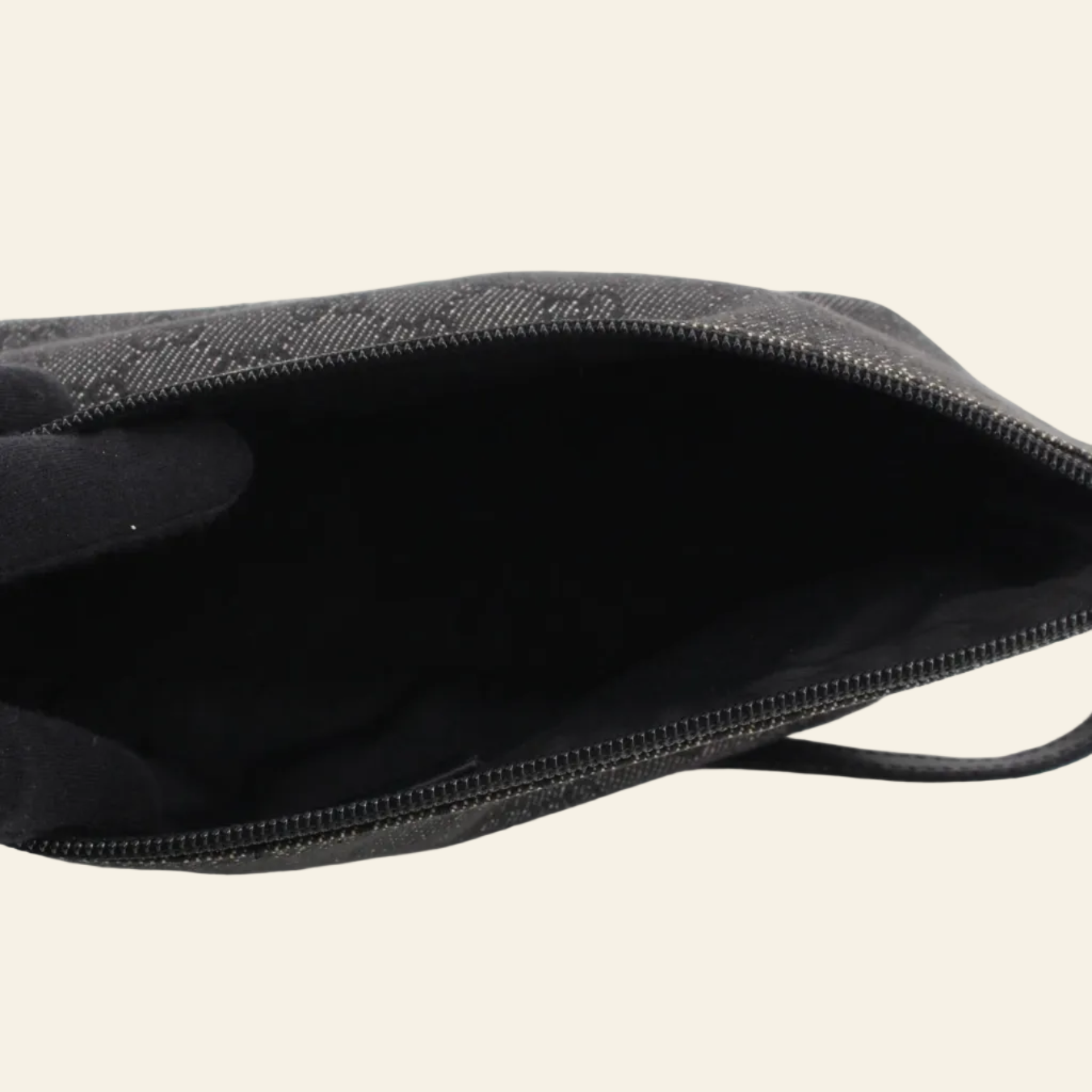 Gucci GG Canvas Grey Accessory Pouch Bag interior view